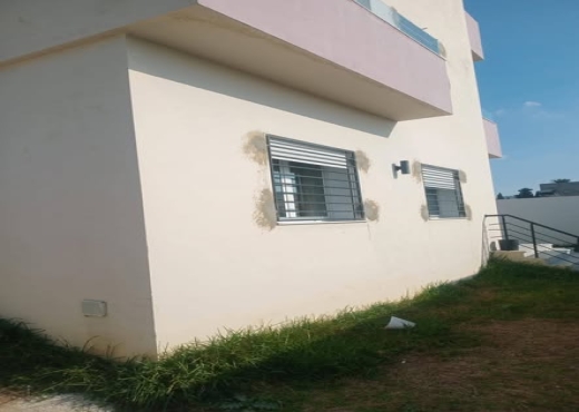 Maison à vendre à Borj Touil