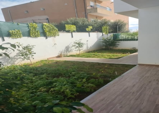A vendre un très belle villa à hadaye9  elman - Bien immobilier à {"id":23,"country_id":219,"name":"TUNIS","slug":"tunis"} - Agence Immobilière immo\'in