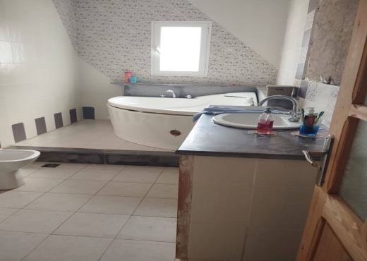 للبيع فيرمة جاهزة + فيلا - Bien immobilier à {"id":4,"country_id":219,"name":"BIZERTE","slug":"bizerte"} - Image 2 - Agence Immobilière Maison Plus Elite